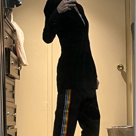 Anne Fontaine Velvet Button Up Jacket. - Picture 2 of 9